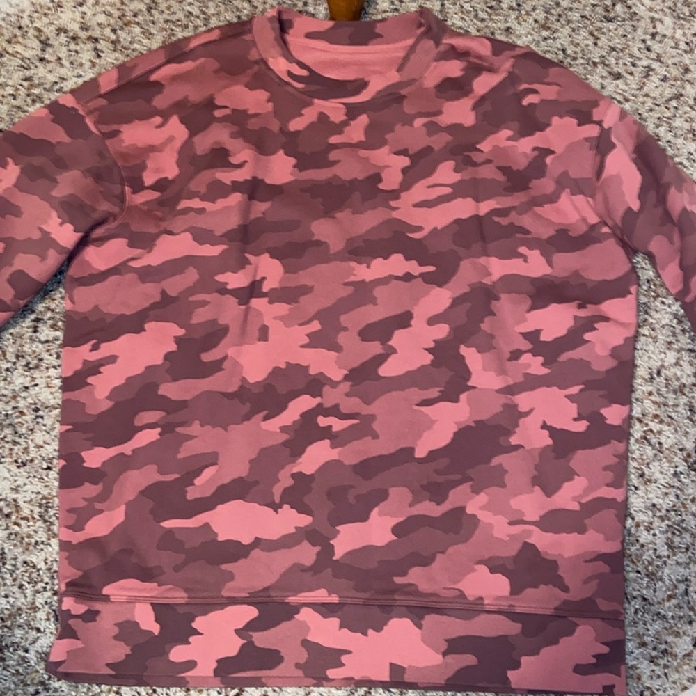 Lulu crewneck pink camp sweatshirt